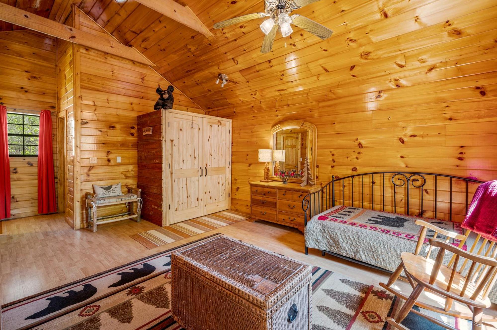 Permanent Vacation-Private Honeymoon Cabin With Hot Tub Sevierville Exterior foto