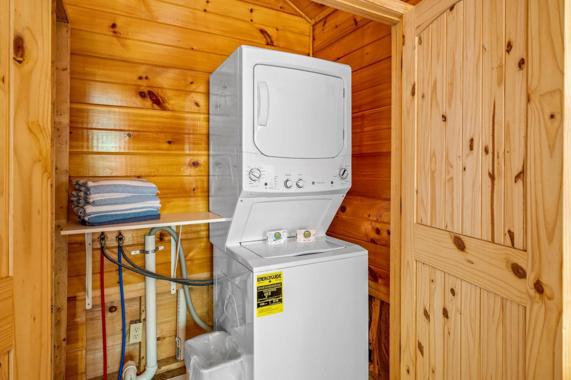 Permanent Vacation-Private Honeymoon Cabin With Hot Tub Sevierville Exterior foto